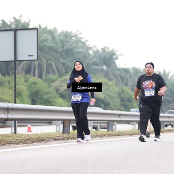 Runner Photo 7442976