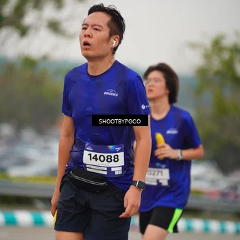Runner Photo 7443024