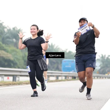 Runner Photo 7443031