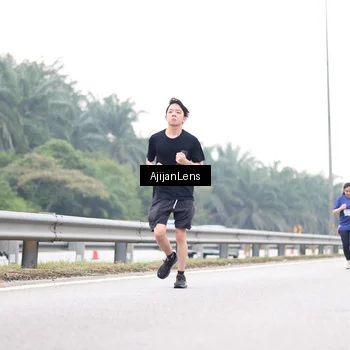 Runner Photo 7443043