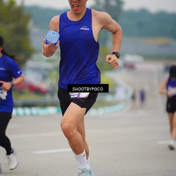 Runner Photo 7443056