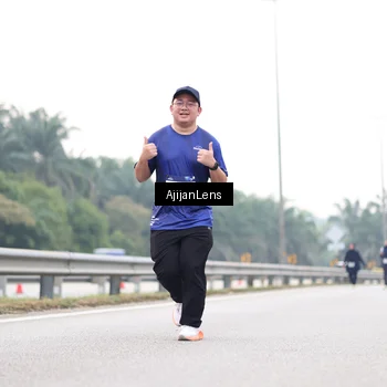 Runner Photo 7443115