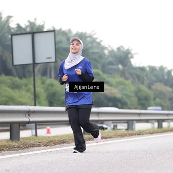 Runner Photo 7443142
