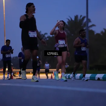 Runner Photo 7443153