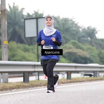 Runner Photo 7443155