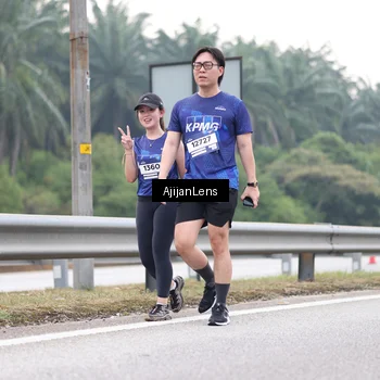 Runner Photo 7443159