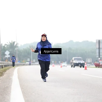 Runner Photo 7443236
