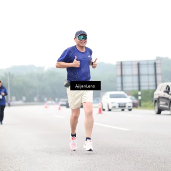 Runner Photo 7443243