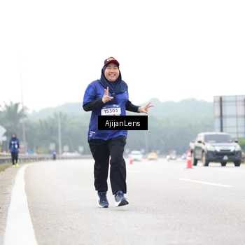 Runner Photo 7443245