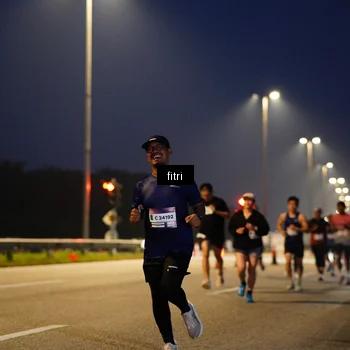 Runner Photo 7443275
