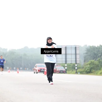 Runner Photo 7443279