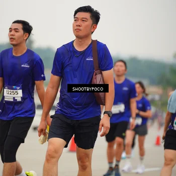 Runner Photo 7443296