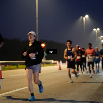 Runner Photo 7443304