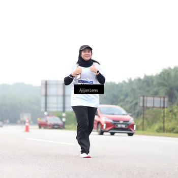 Runner Photo 7443317