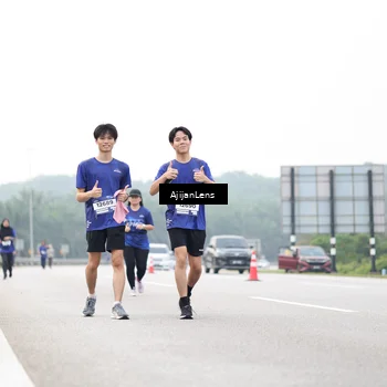 Runner Photo 7443345