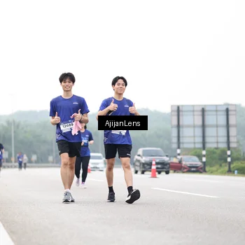 Runner Photo 7443346