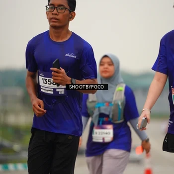 Runner Photo 7443347
