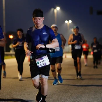 Runner Photo 7443360