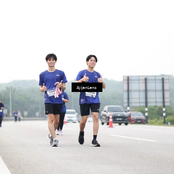 Runner Photo 7443361