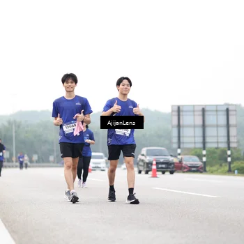 Runner Photo 7443363
