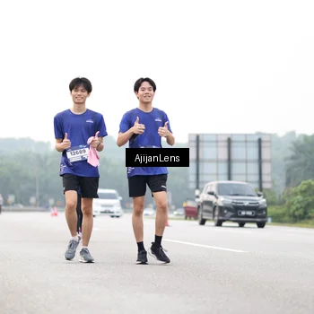 Runner Photo 7443385