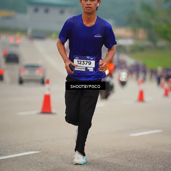 Runner Photo 7443392