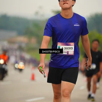 Runner Photo 7443395