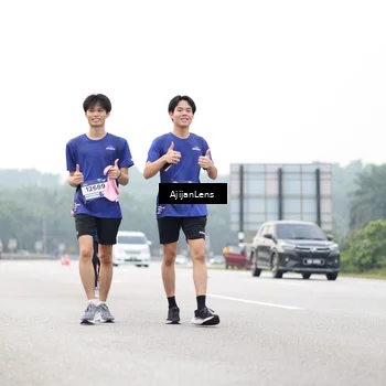 Runner Photo 7443396
