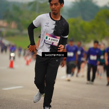 Runner Photo 7443405