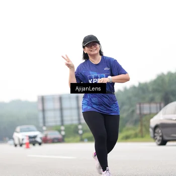 Runner Photo 7443420