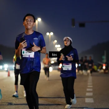 Runner Photo 7443426