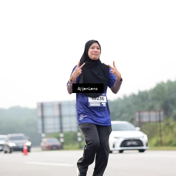 Runner Photo 7443452