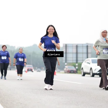 Runner Photo 7443480