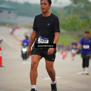 Runner Photo 7443487