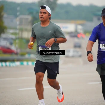 Runner Photo 7443514