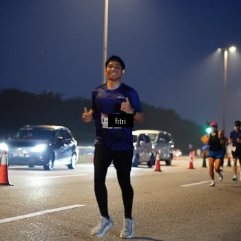 Runner Photo 7443568