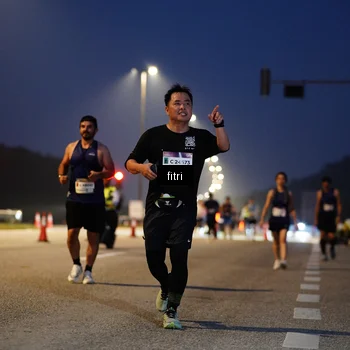 Runner Photo 7443694