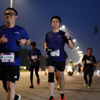 Runner Photo 7443696