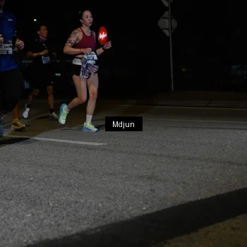 Runner Photo 7443956