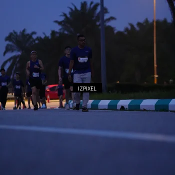 Runner Photo 7443975