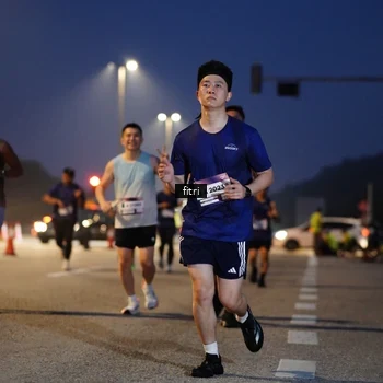 Runner Photo 7444021