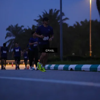 Runner Photo 7444043