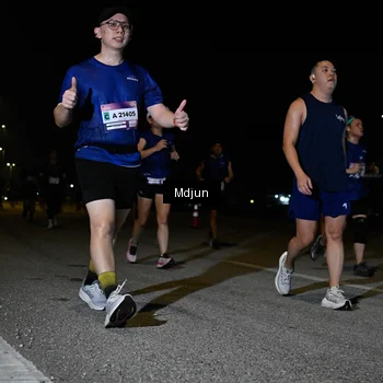 Runner Photo 7444050