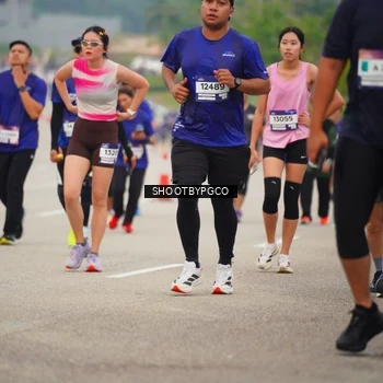 Runner Photo 7444060