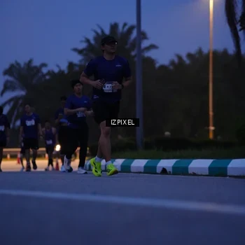 Runner Photo 7444065