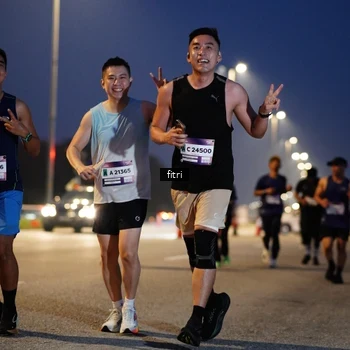 Runner Photo 7444066