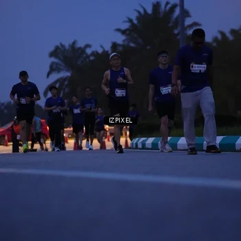 Runner Photo 7444068