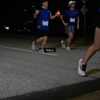 Runner Photo 7444069