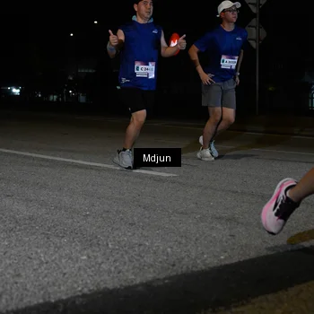 Runner Photo 7444070