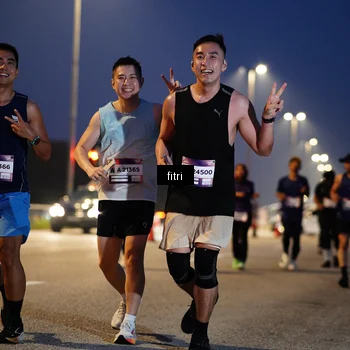 Runner Photo 7444074